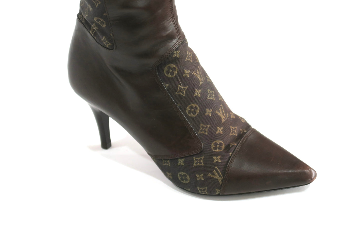 Louis Vuitton FW2009 Monogram Boots, IT 37