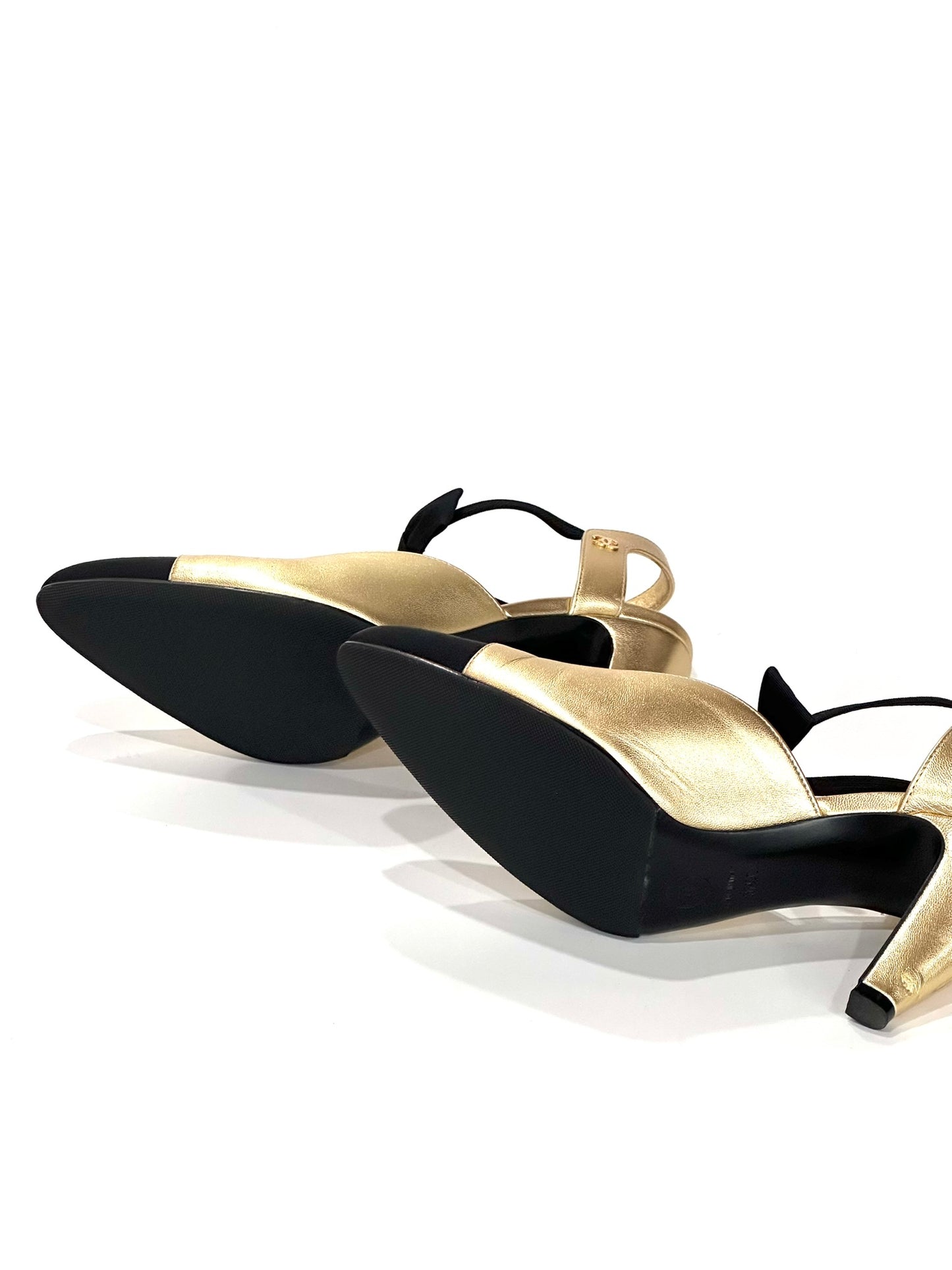 Chanel Métiers d'Art 2020 Gold Slingback Heels, IT 37.5