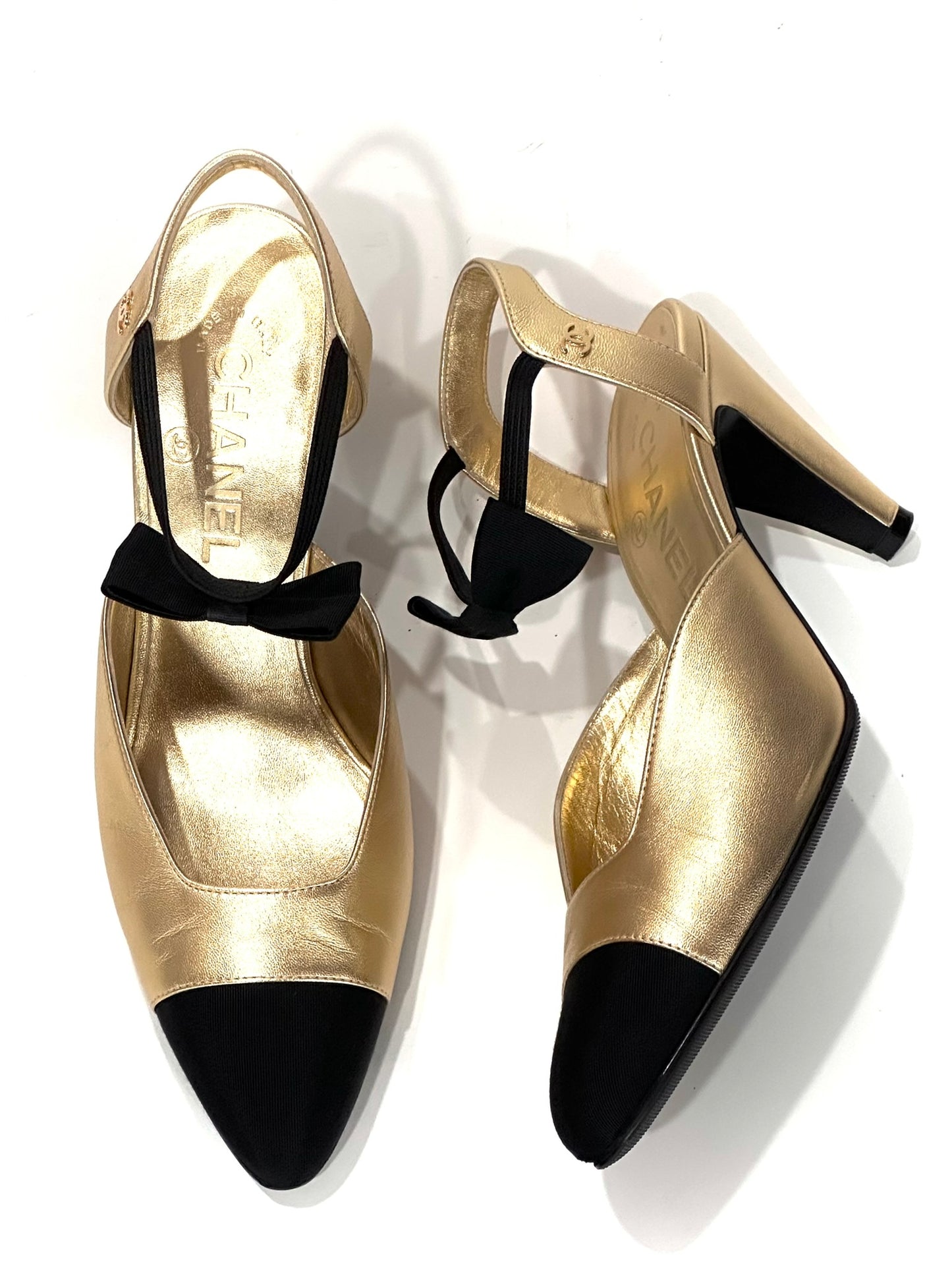 Chanel Métiers d'Art 2020 Gold Slingback Heels, IT 37.5