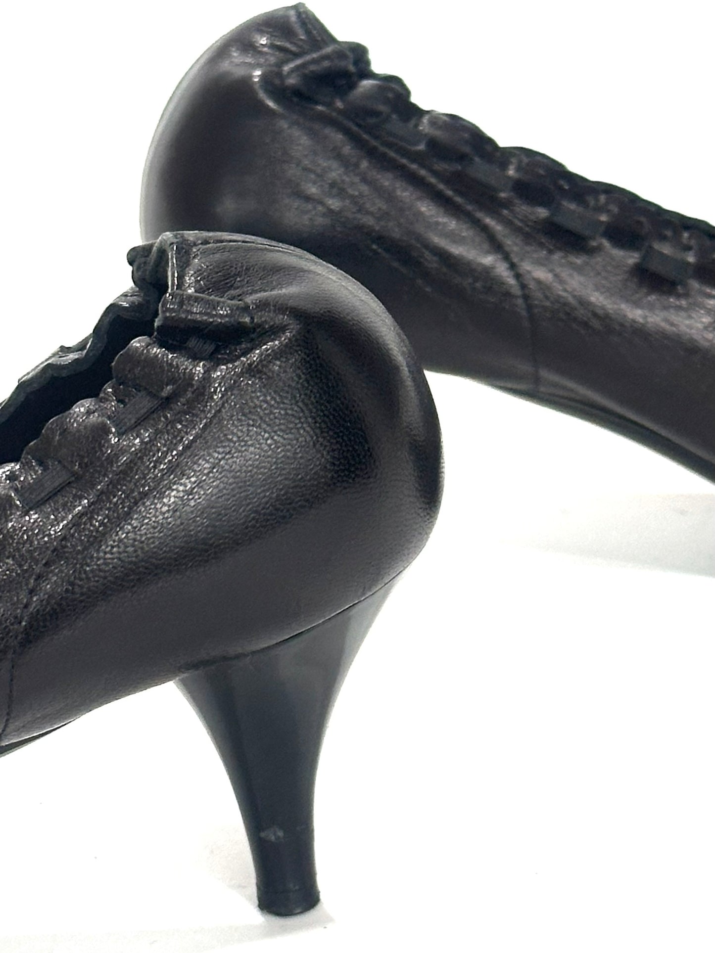 Chanel Leather Ballet Pumps, IT 37