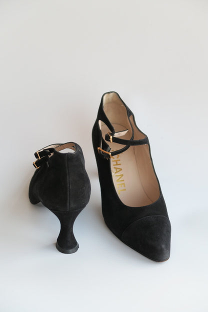 Chanel 90s Vintage Suede Heels, IT 35.5