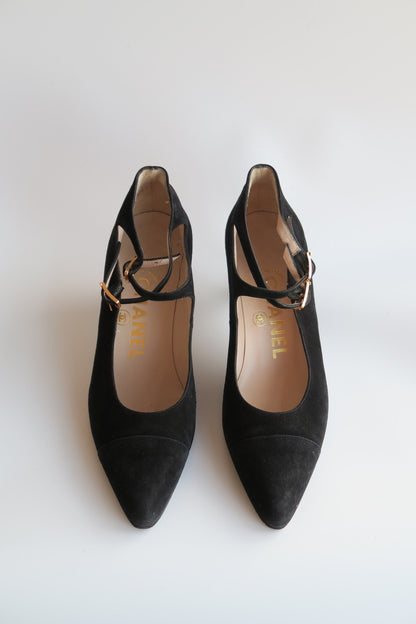 Chanel 90s Vintage Suede Heels, IT 35.5